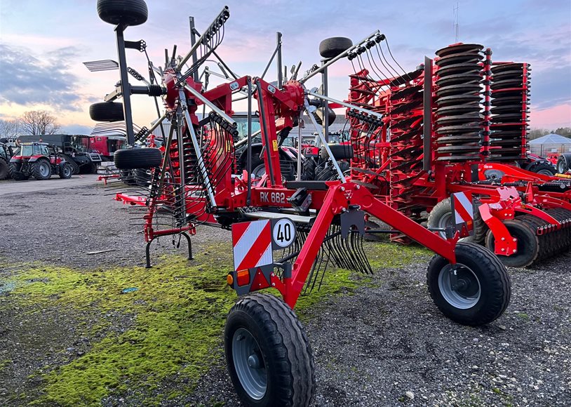 Massey Ferguson RK662TRC Rake