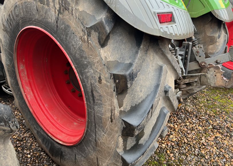 Fendt 724 Tractor