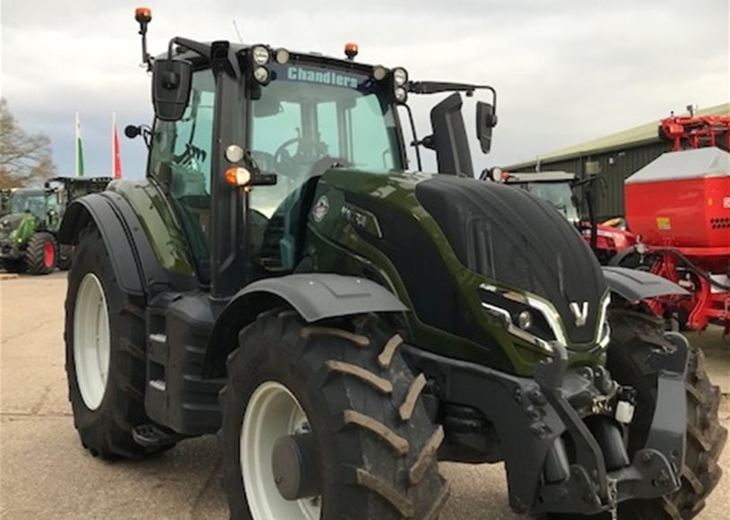 Valtra T155A Tractor