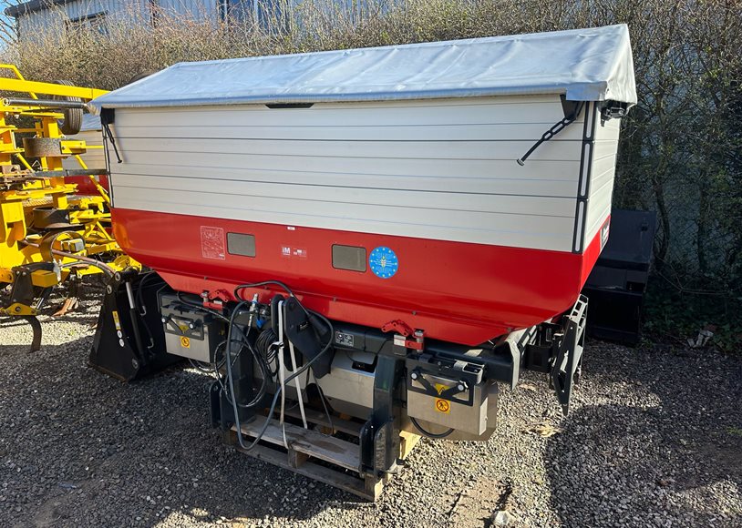 Kverneland CL1300 GEO Spreader