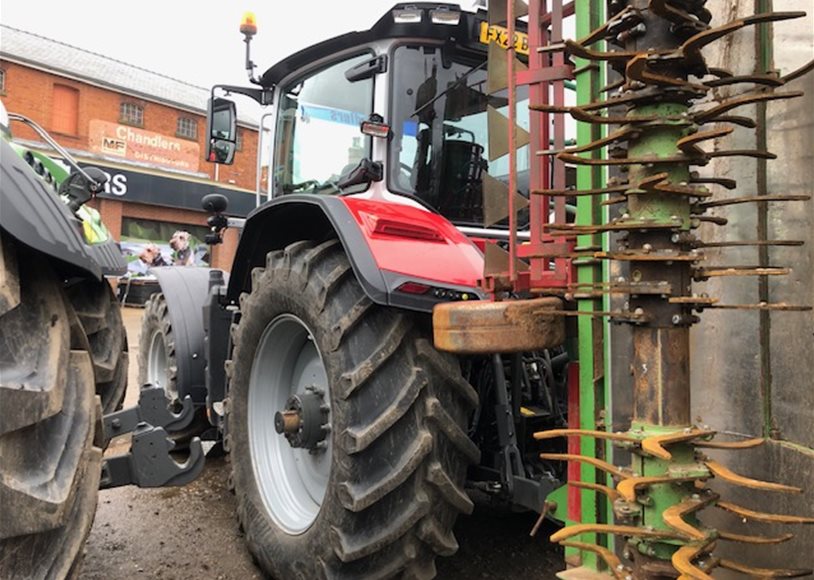 Massey Ferguson 8S.205EFD7 Tractor