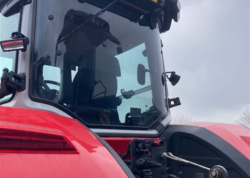 Massey Ferguson 8S.265EXD7 Tractor