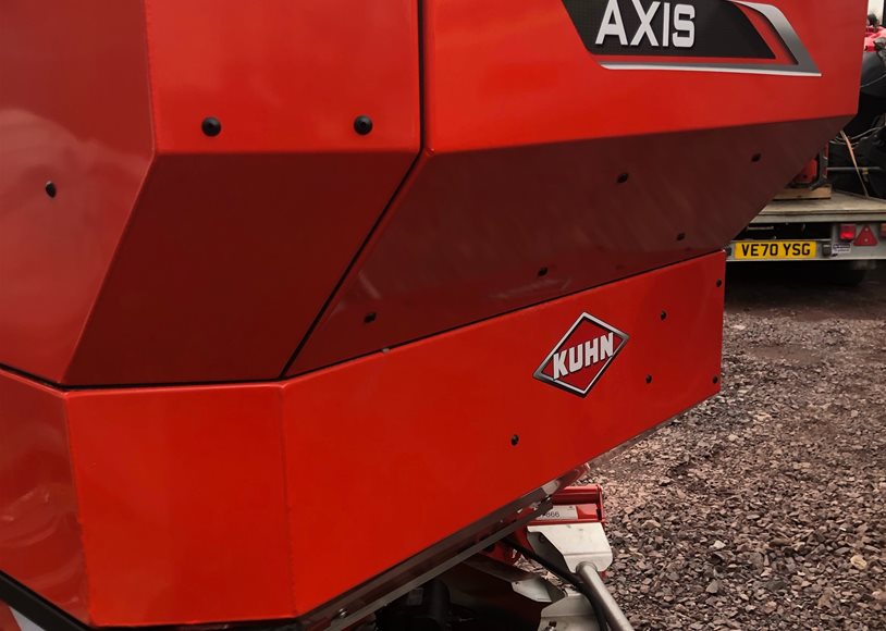 Kuhn AXIS 40.2M Broadcaster