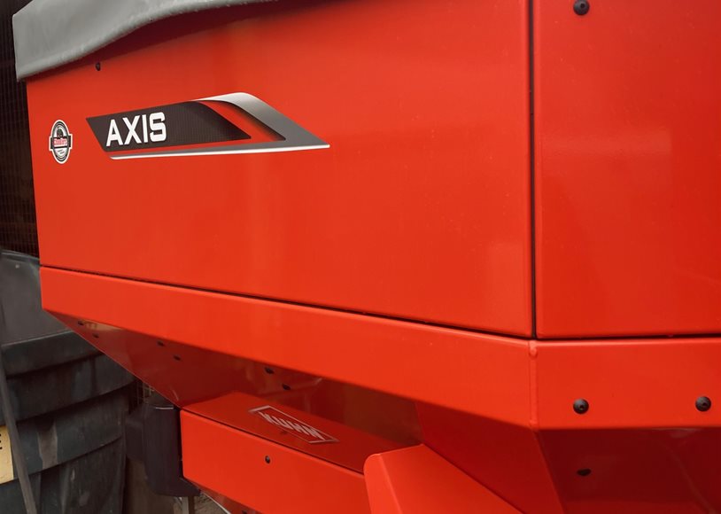 Kuhn AXIS 50.2H Spreader