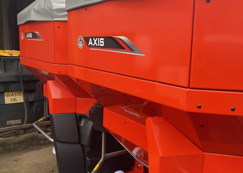 Kuhn AXIS 50.2H Broadcaster