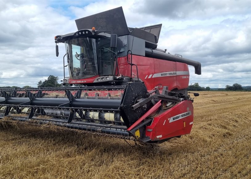 Massey Ferguson 9380 Combine