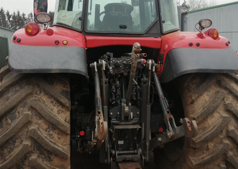 Massey Ferguson 7718EFD6 Tractor