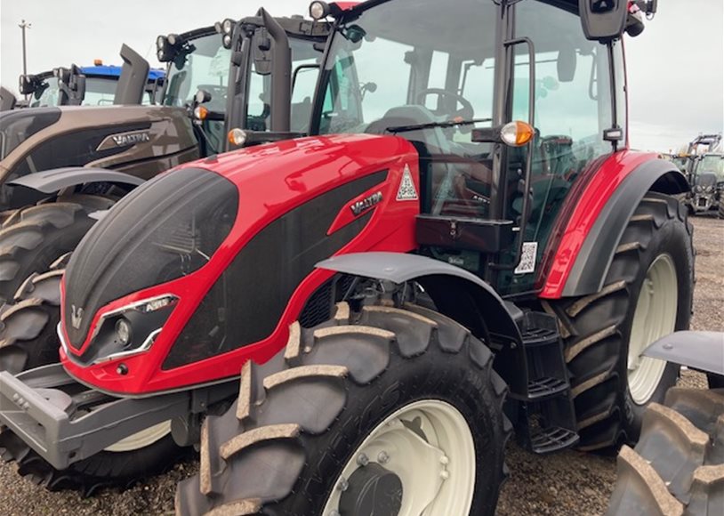 Valtra A115MH4 Tractor