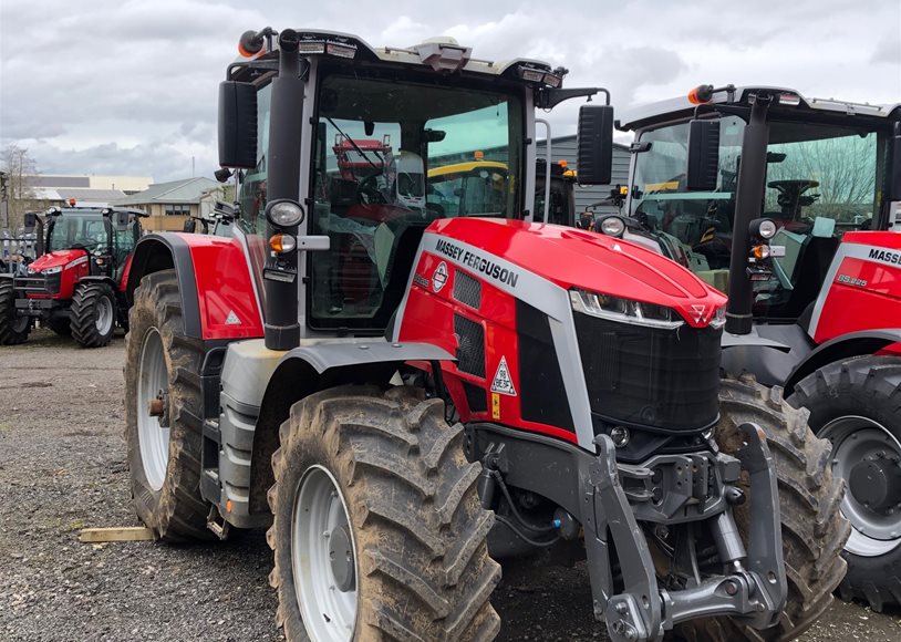 Massey Ferguson 8S.205EFD7 Tractor