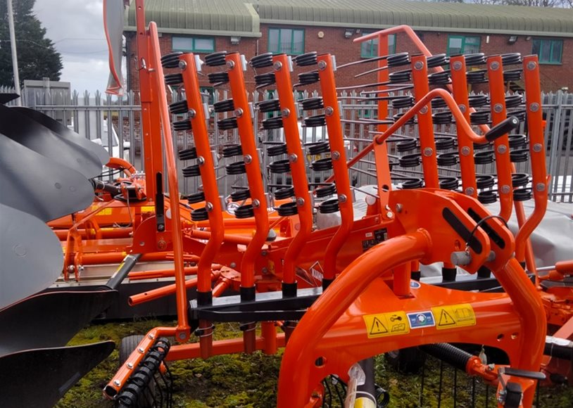 Kuhn GA4201 Rake