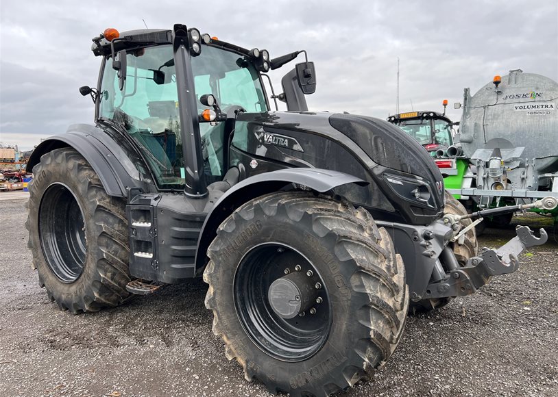 Valtra T254V ST Tractor