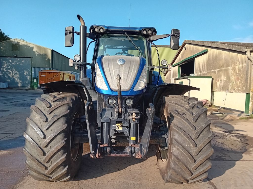 New Holland T7.270AC