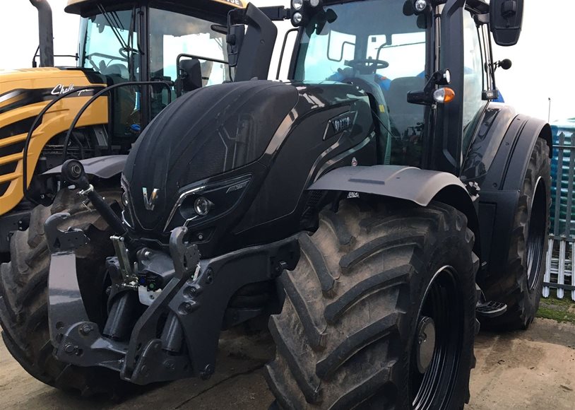 Valtra T254V ST Tractor