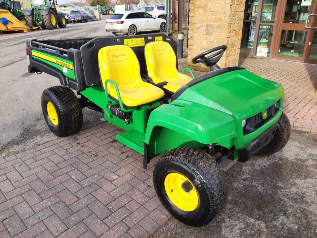 John Deere TX Turf Gator