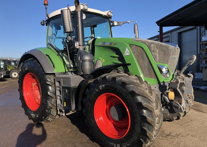 Fendt 828 Tractor