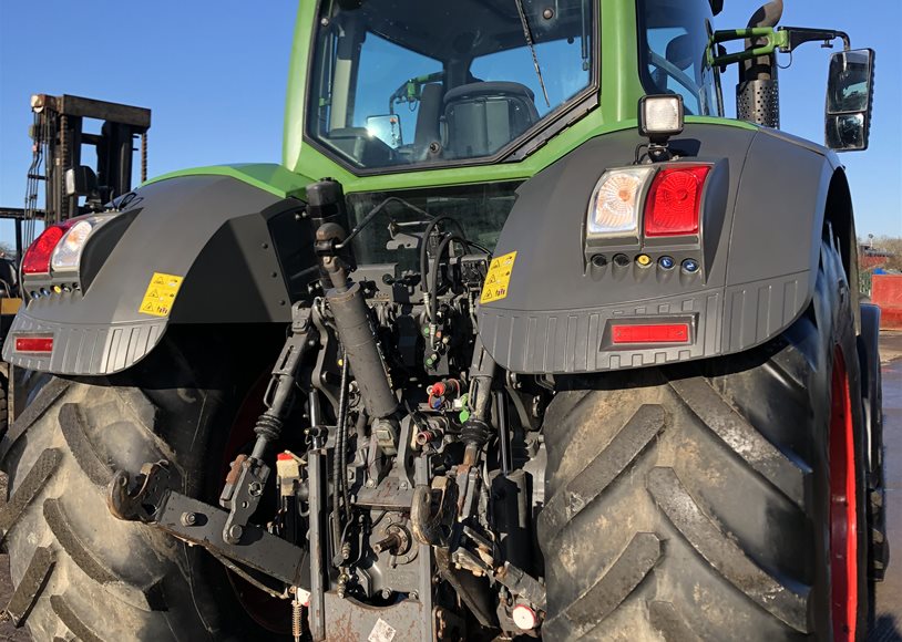 Fendt 828 Tractor