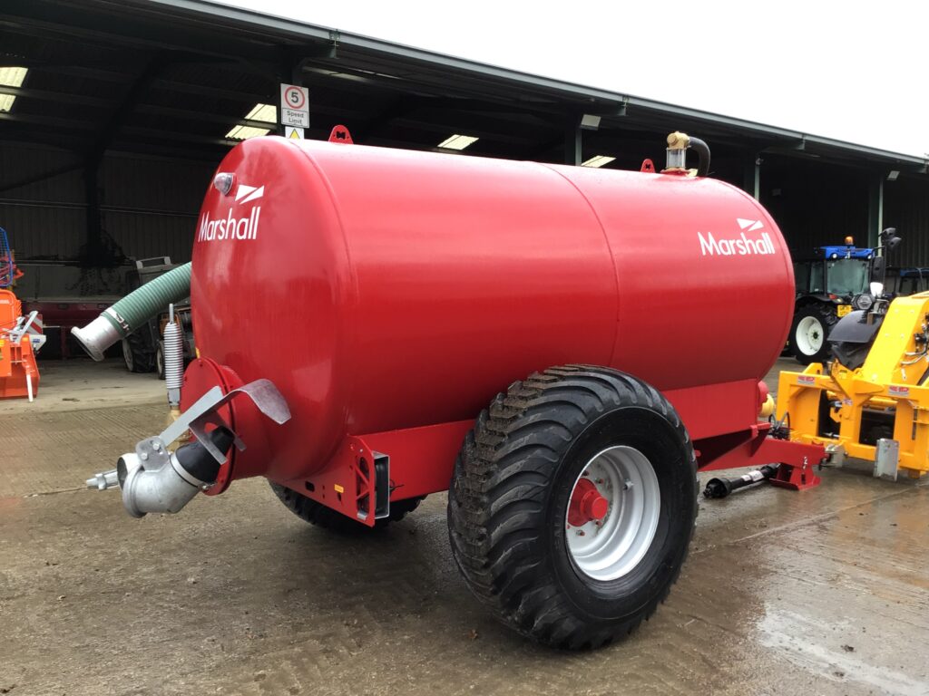 MARSHALL ST1600 VACUUM TANKER