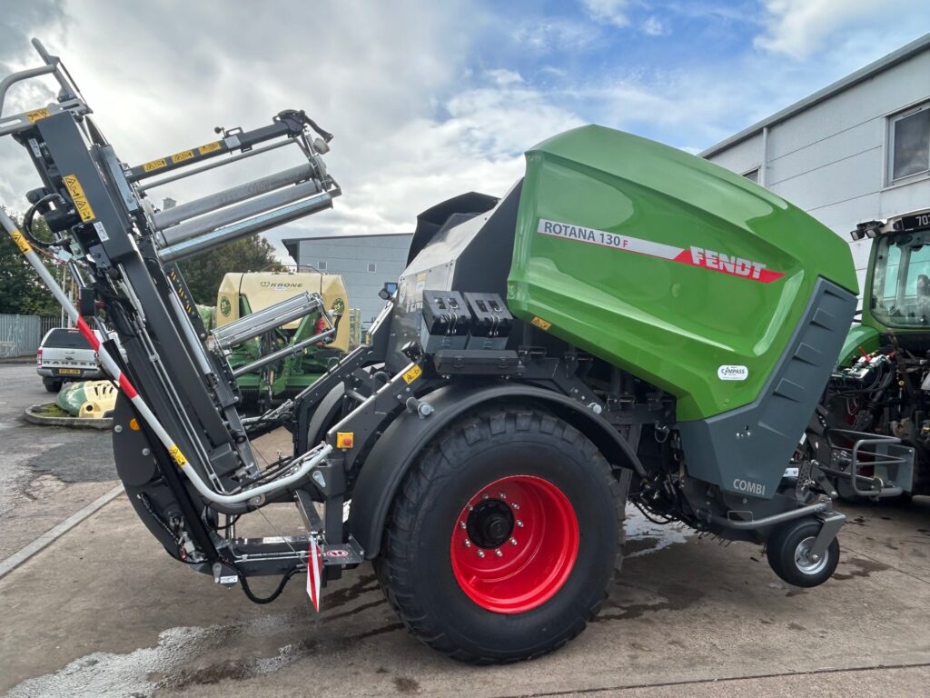 FENDT ROTANA 130F COMBI