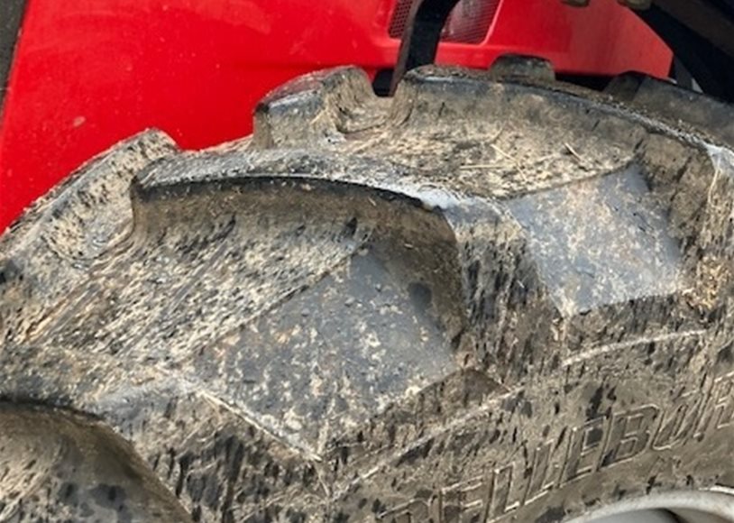 Massey Ferguson 4709 CAB Tractor