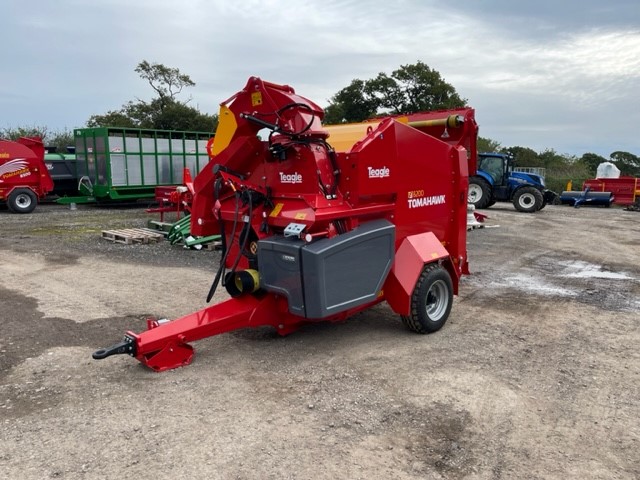 Teagle 8200 Straw Chopper