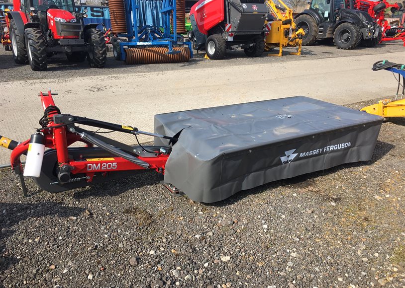 Massey Ferguson DM205 Mower