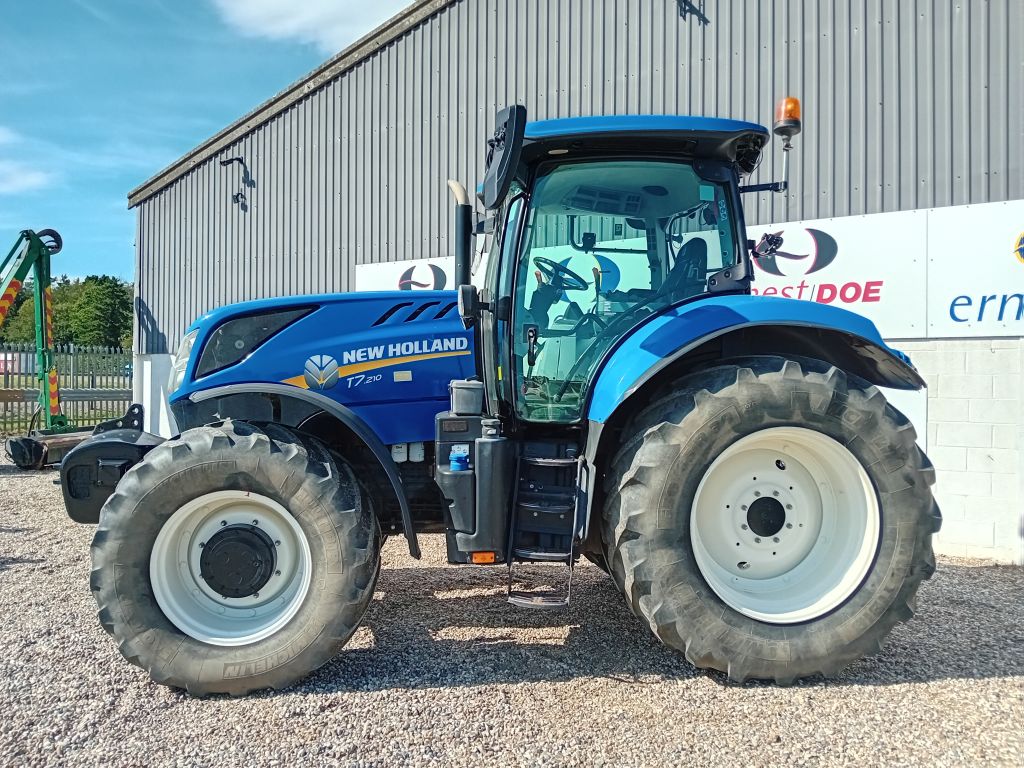 New Holland T7.210CL