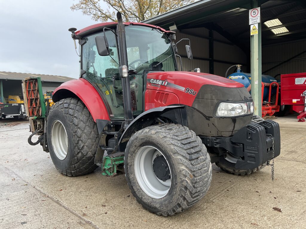 CASE IH 95U FARMALL WITH RANSOMES HYDRAULIC 5/7 MK IV GANG MOWER