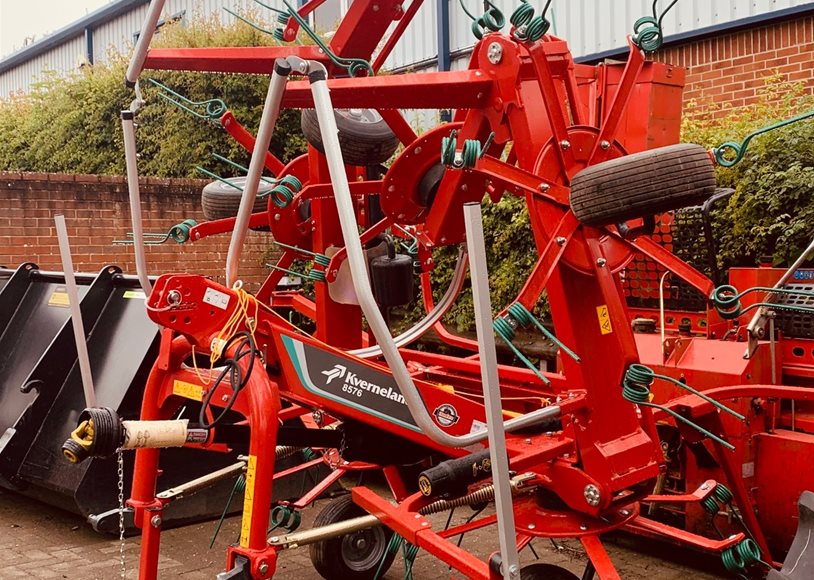 Kverneland 8576 Hay Tedder