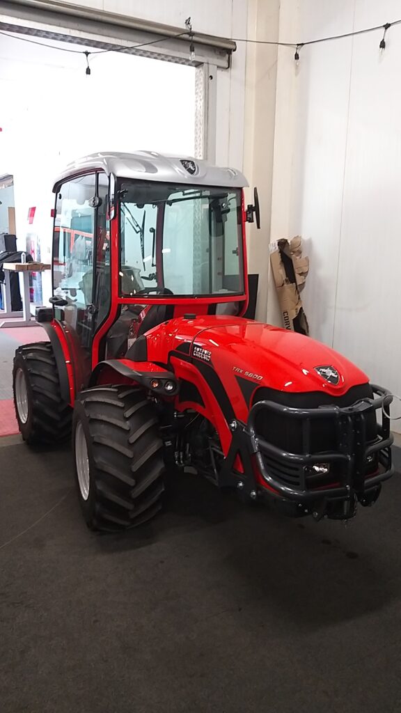 Antonio Carraro TRX 5800 Tractor Full Cab