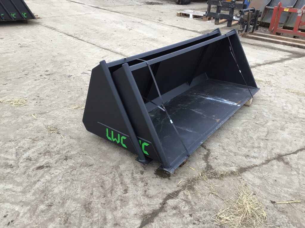 LWC 7FT BUCKET