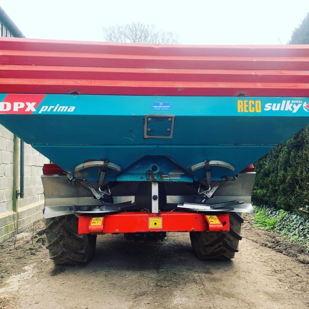 Reco Sulky Fertiliser Spreader