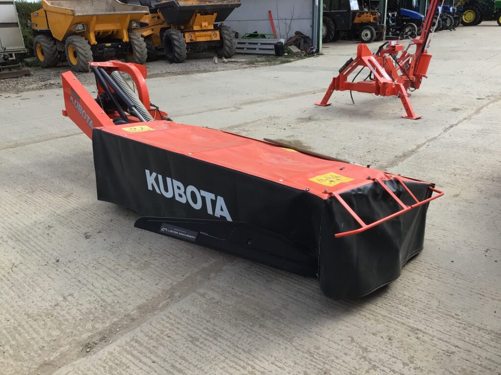 KUBOTA DM2024 MOWER