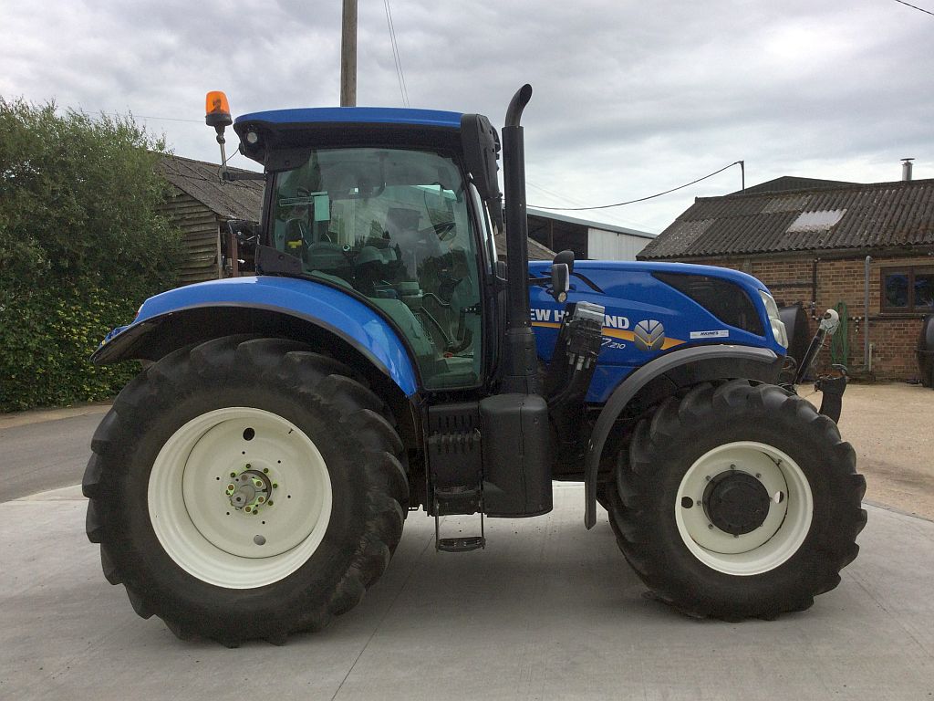 New Holland T7.210PCSW