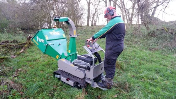 GL&D Titan Tracked Hydrostatic Bio Woodchipper