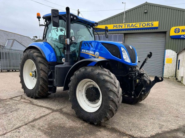 NEW HOLLAND T7.260