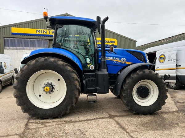 NEW HOLLAND T7.260