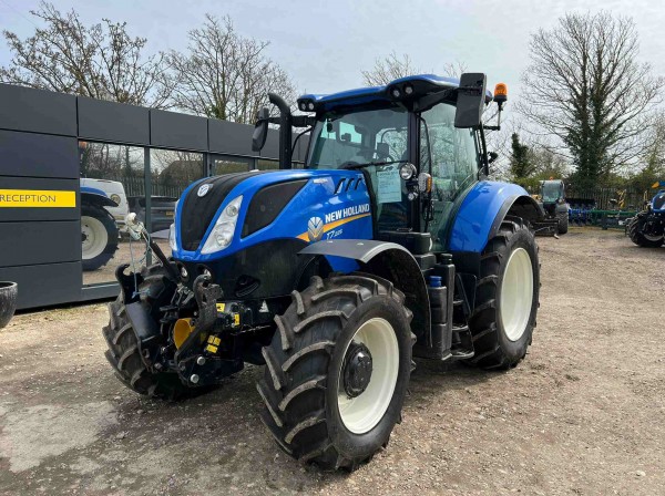 NEW HOLLAND T7.225