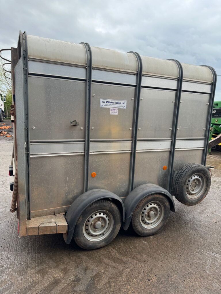 IFOR WILLIAMS CATTLE TRAILER