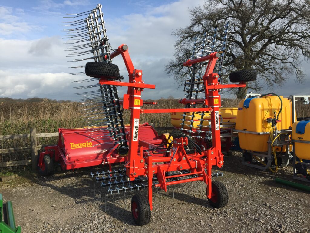 Browns 6m Grass Harrows