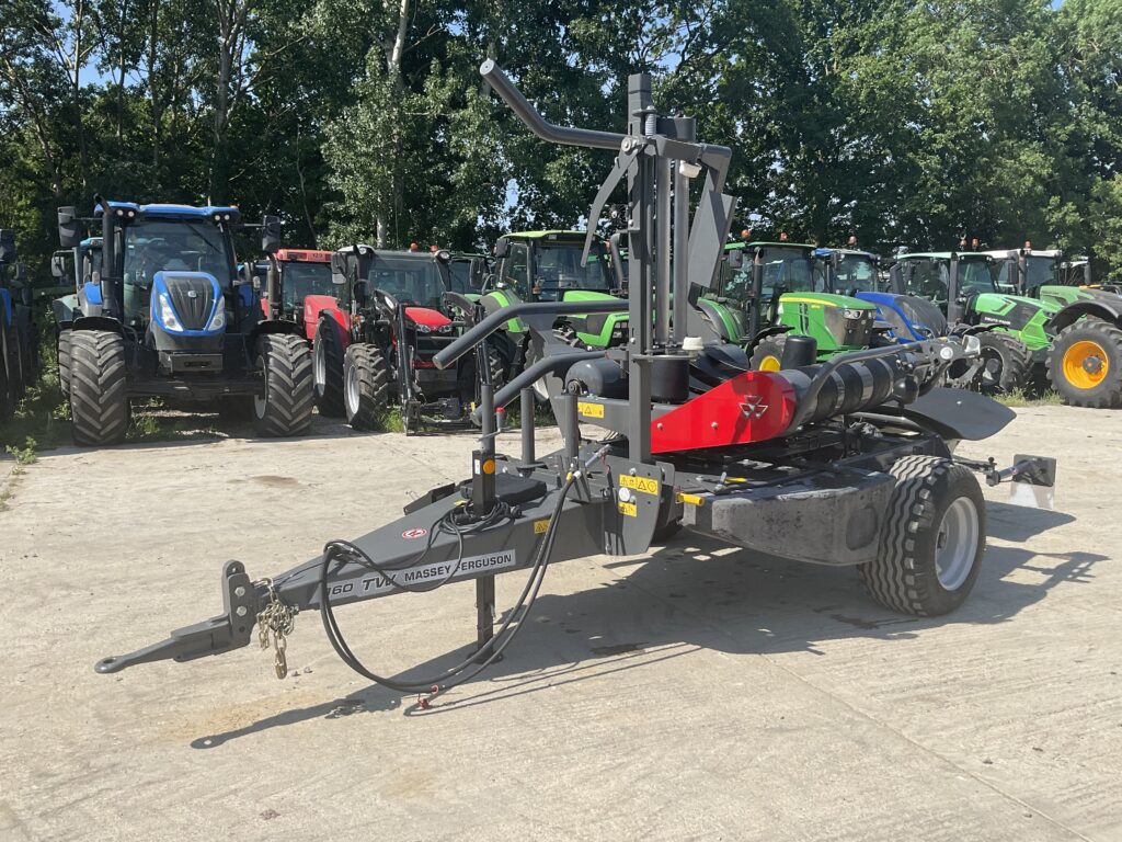 MASSEY FERGUSON 160 TW