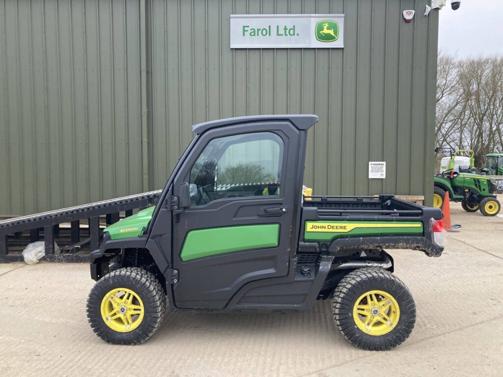 John Deere XUV835M Gator