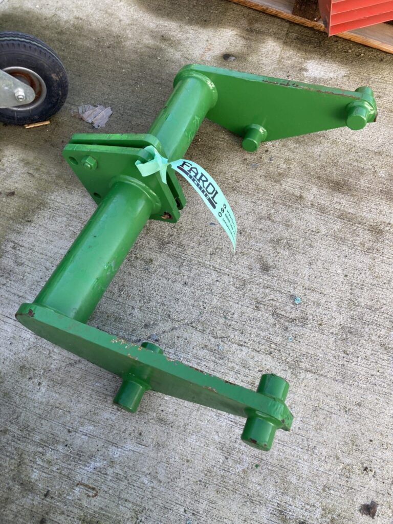 John Deere 440R loader mounting brackets