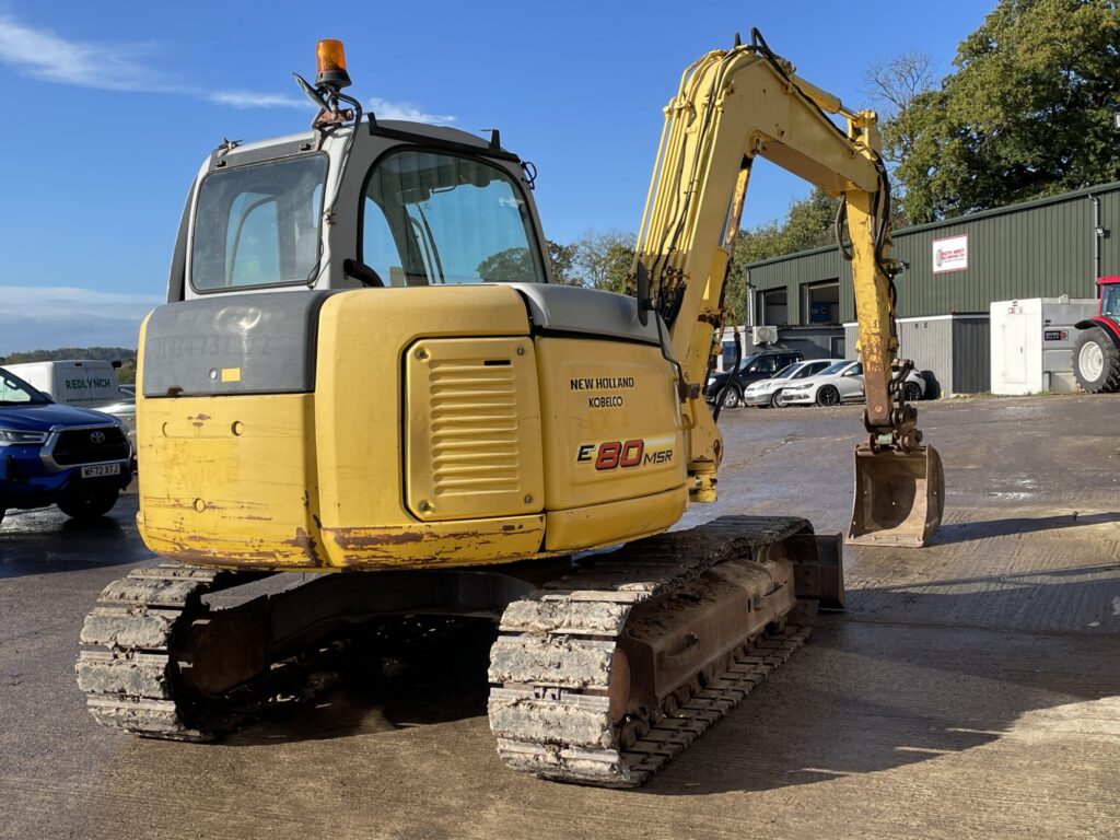 New Holland Kobelco E80