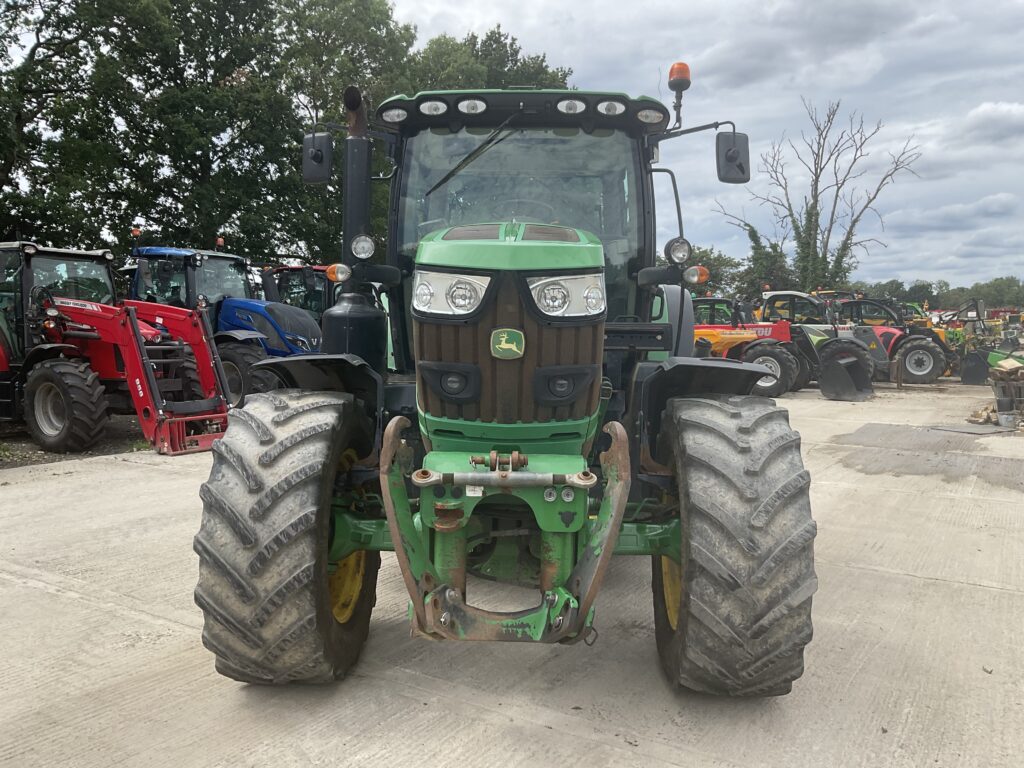 JOHN DEERE 6145R