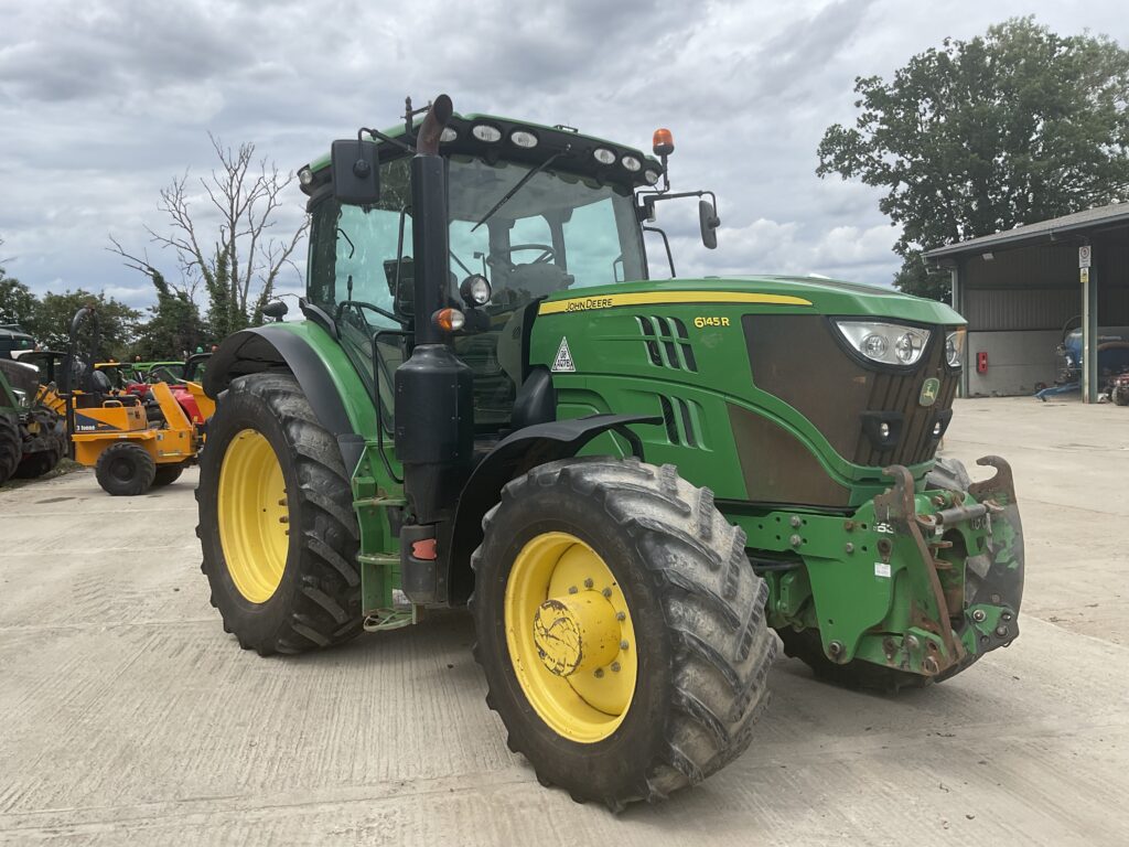 JOHN DEERE 6145R