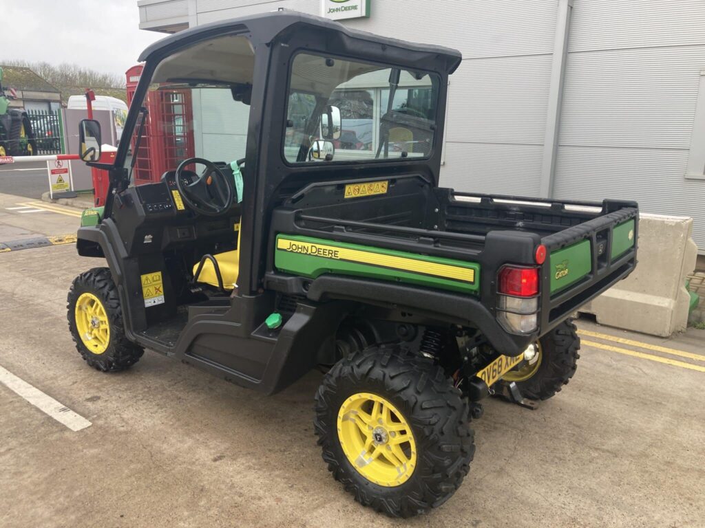 John Deere XUV865M Gator