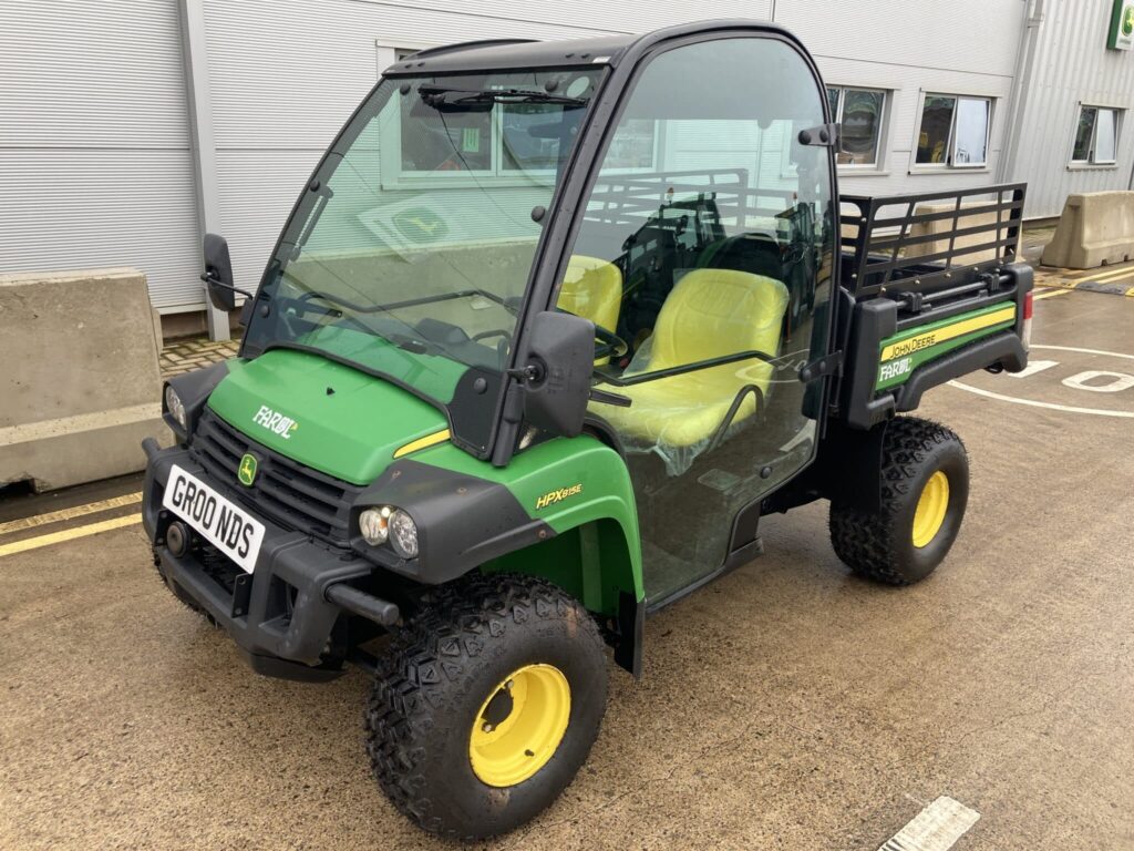 John Deere HPX815E Gator