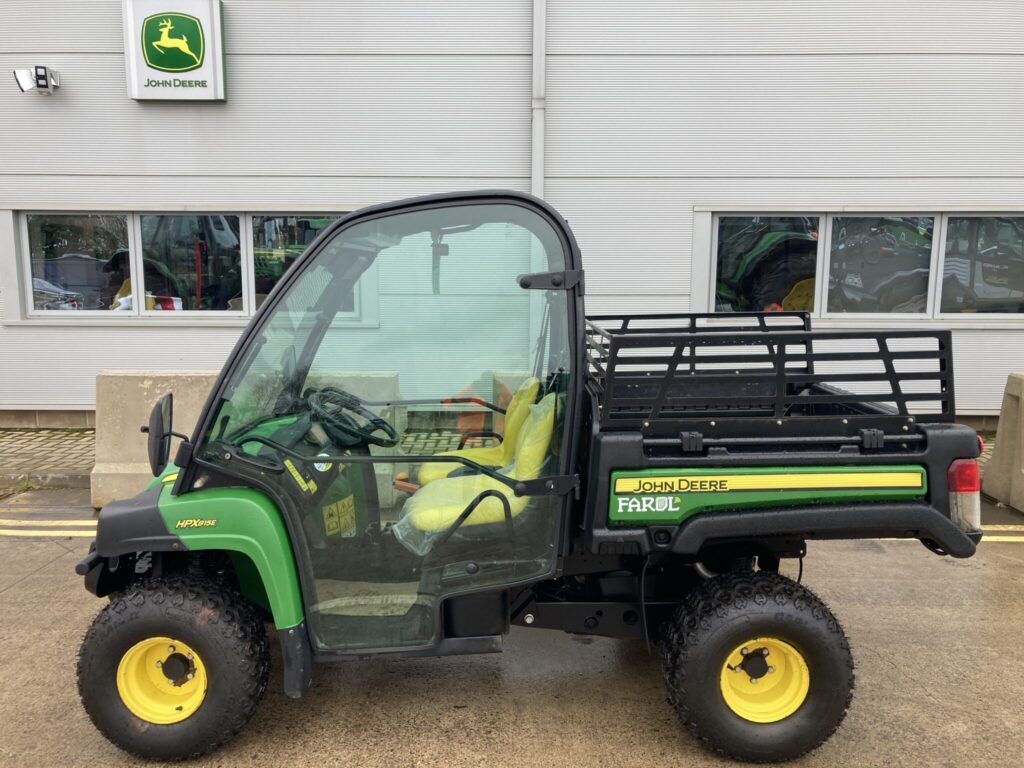 John Deere HPX815E Gator