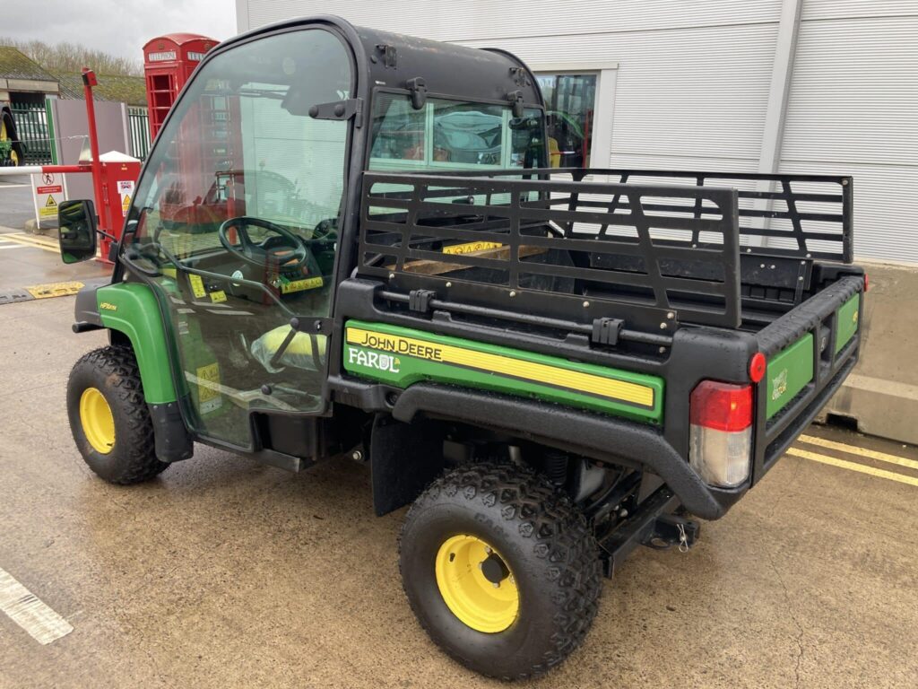 John Deere HPX815E Gator