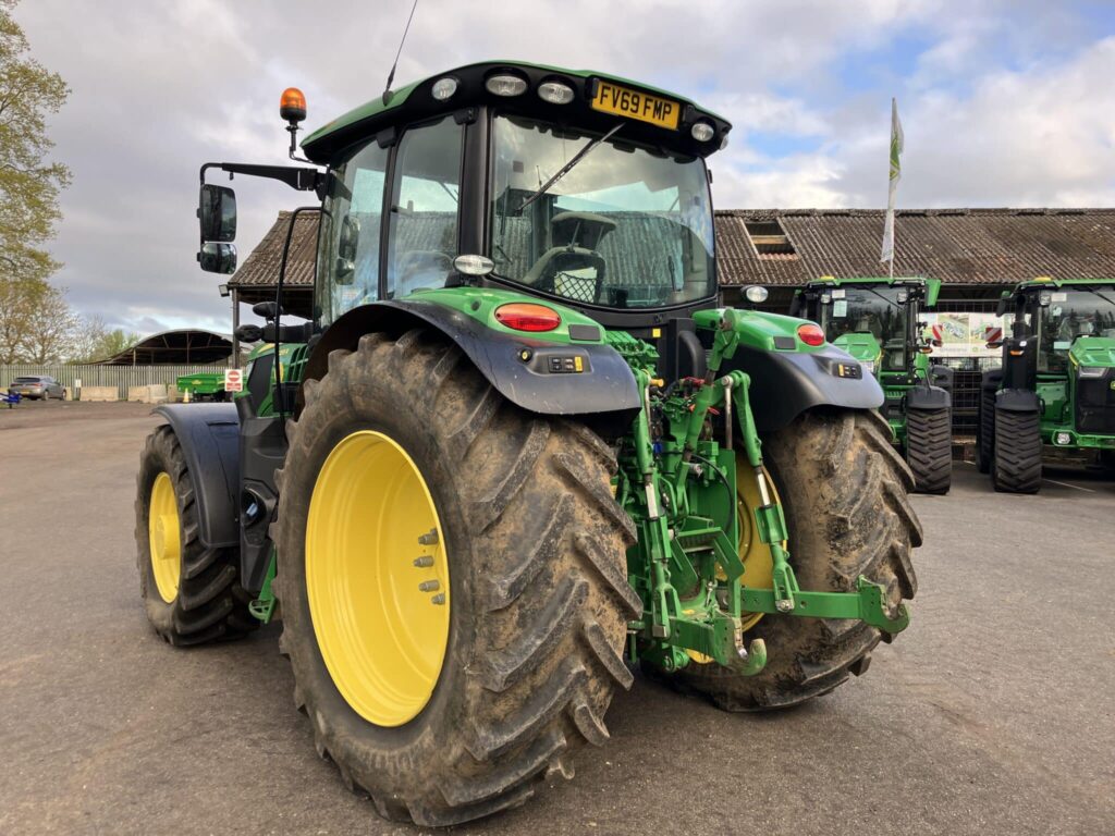 John Deere 6155R